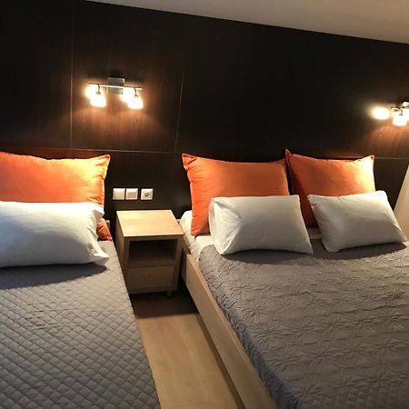 George Hotel Rooms&Suites Himarë Extérieur photo