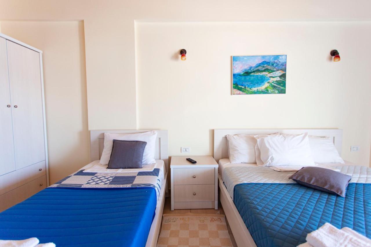 George Hotel Rooms&Suites Himarë Extérieur photo