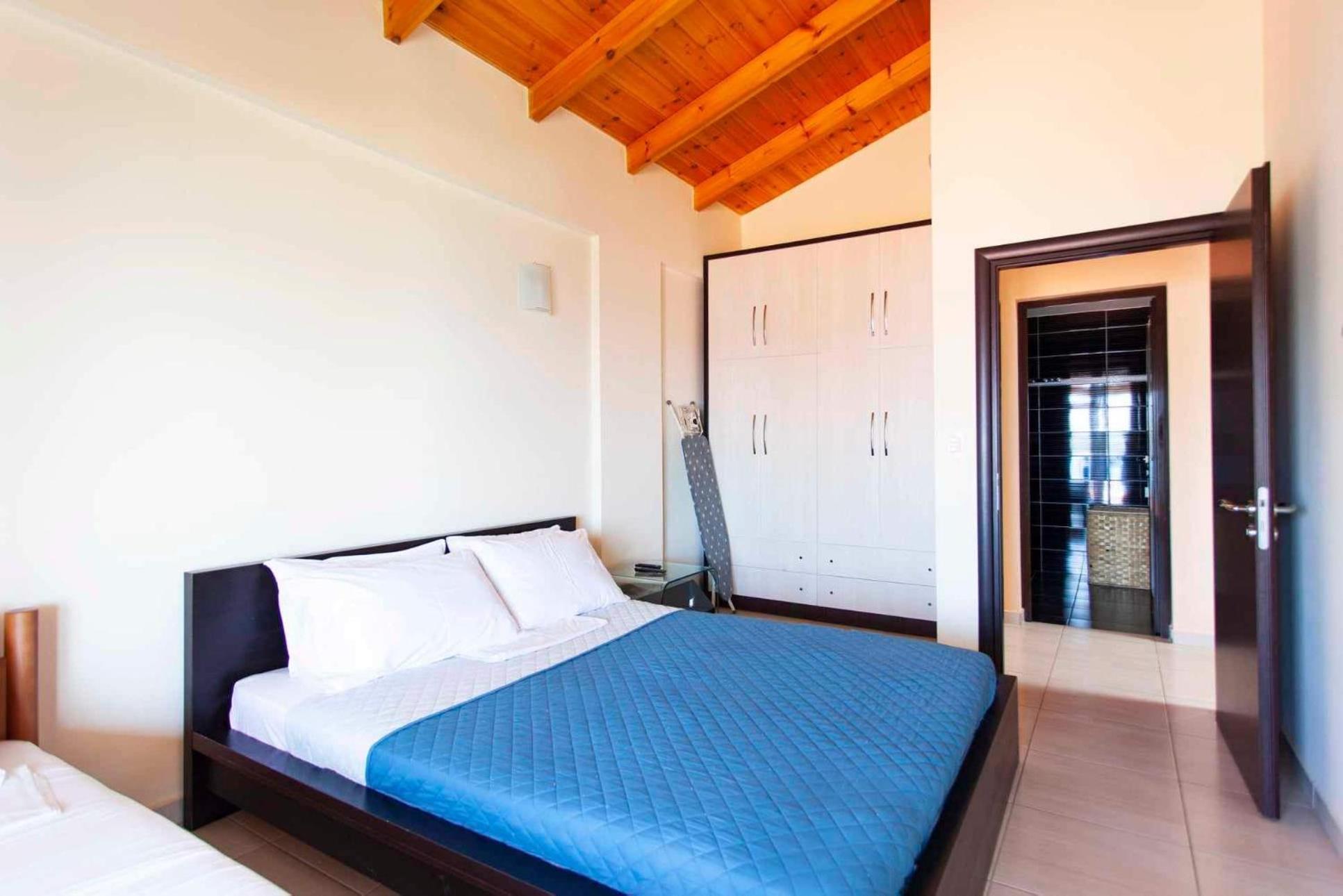 George Hotel Rooms&Suites Himarë Extérieur photo