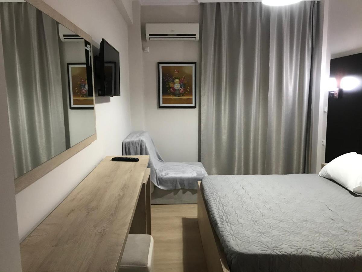 George Hotel Rooms&Suites Himarë Extérieur photo